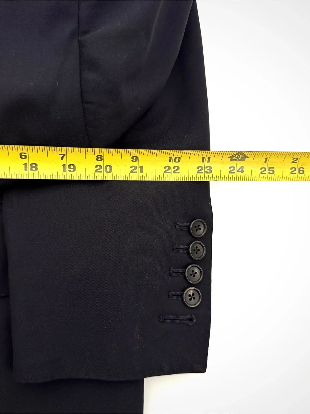 NWT Tom Ford Navy Blazer | $3870 - 46R